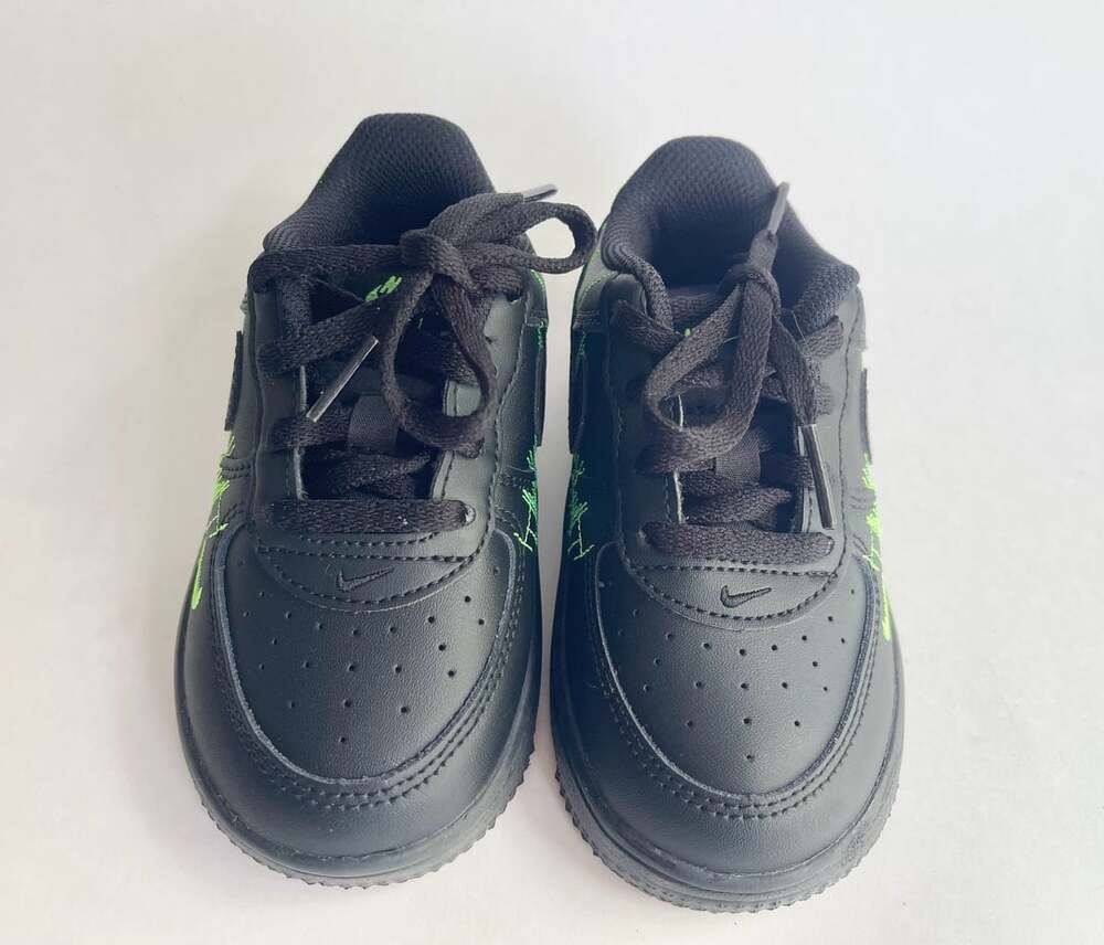 Nike Air Force 1 LV8 Size 8 Toddler Black Green Strike